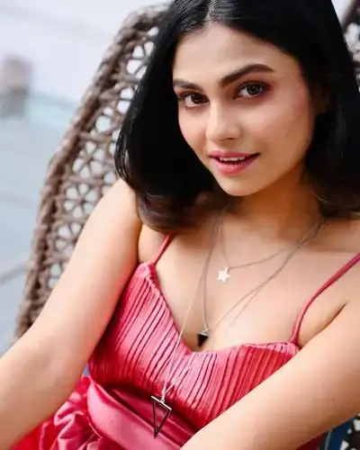 Escort Service Lakhpat